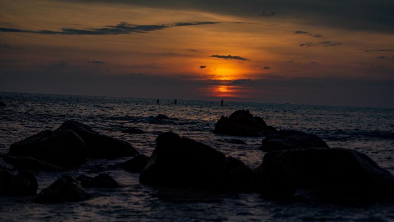 Norn Talay Surin Plajı Dış mekan fotoğraf